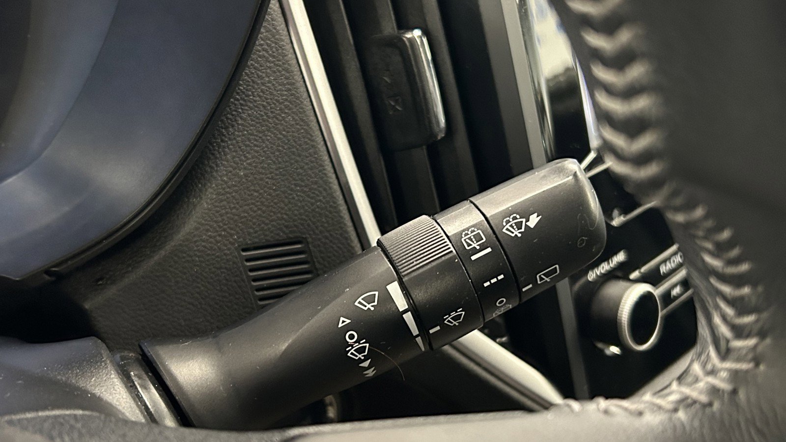 Used 2023 Subaru Forester Premium image 25