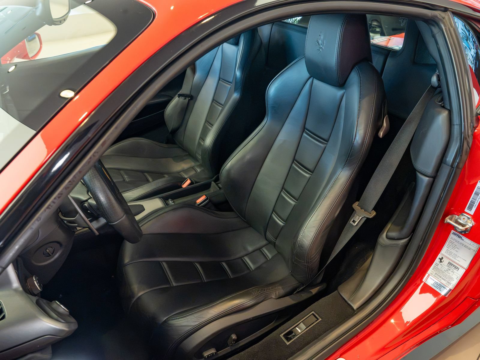 Used 2010 Ferrari 458 Italia Coupe RWD image 11
