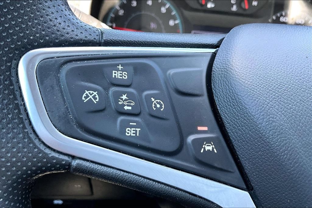 Used 2023 Chevrolet Malibu LT FWD image 16