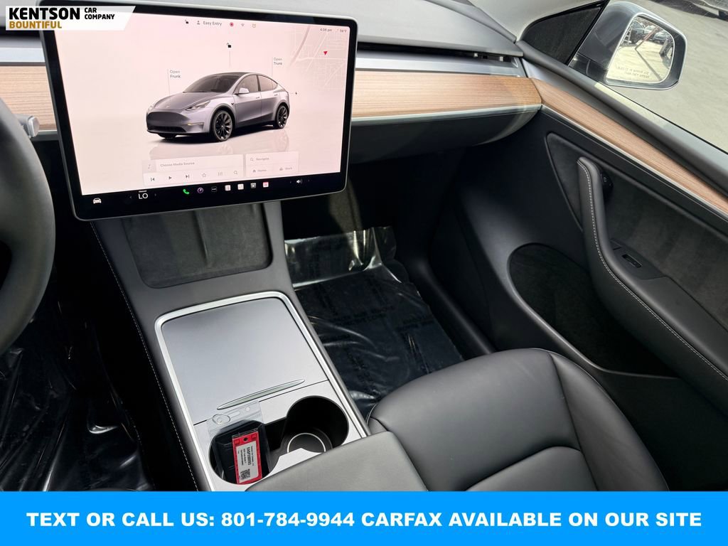 Used 2025 Tesla Model Y Long Range image 21