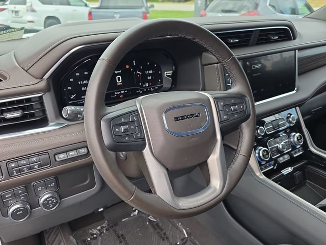 Used 2024 GMC Yukon Denali AWD/4WD image 18