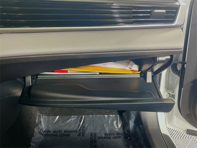 Used 2025 Toyota Camry SE image 30