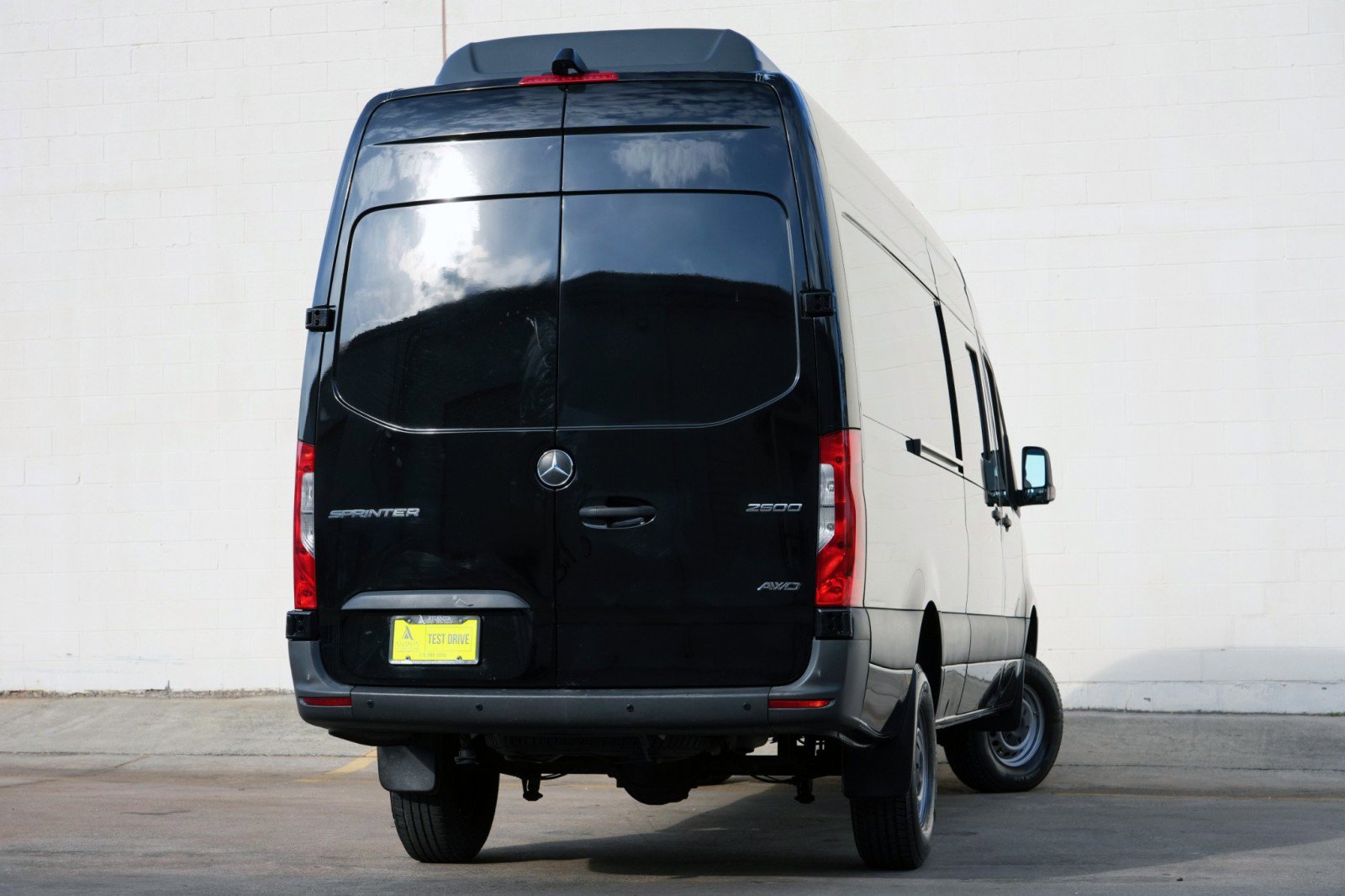 Used 2023 Mercedes-Benz Sprinter 2500 image 5