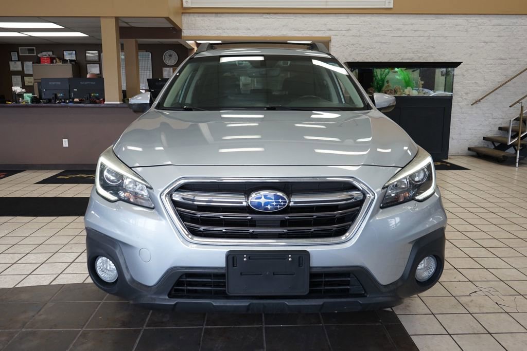 Used 2018 Subaru Outback 2.5i Premium image 16