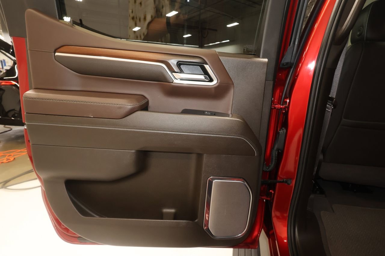 Used 2024 GMC Sierra 1500 Denali w/ Denali Reserve Package AWD/4WD image 23