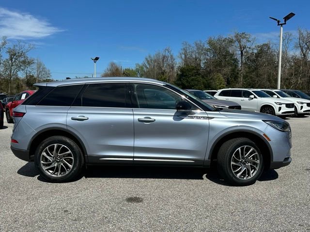 Used 2022 Lincoln Corsair FWD w/ Equipment Group 101A image 5