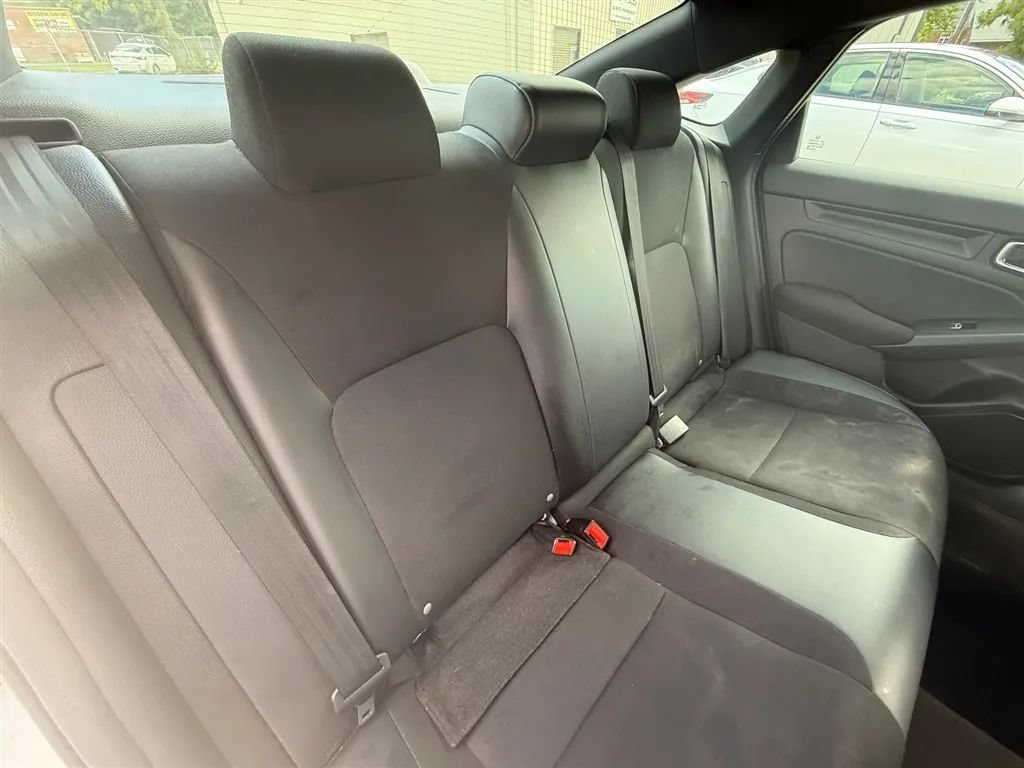 Used 2023 Honda Civic Sport image 22