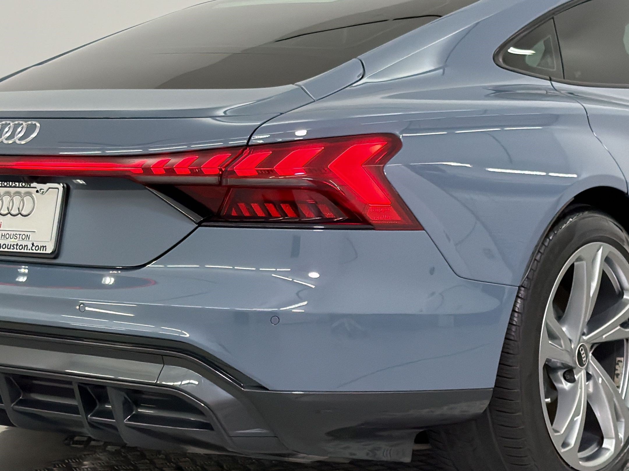 Used 2023 Audi e-tron GT Premium Plus AWD/4WD image 11