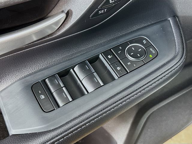 Used 2025 Toyota Grand Highlander AWD Hybrid image 19