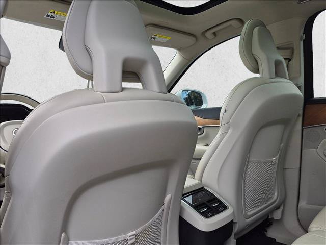 Used 2020 Volvo XC90 T6 Inscription w/ Protection Package AWD/4WD image 14