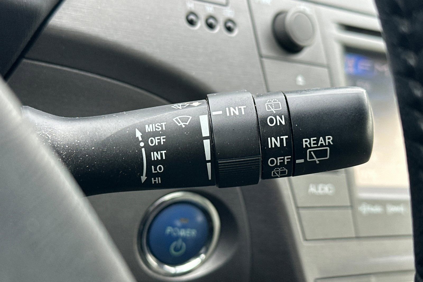 Used 2012 Toyota Prius Five image 39