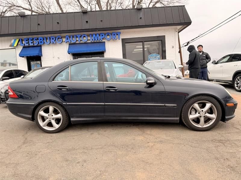 Used 2005 Mercedes-Benz C 230 Sedan image 7