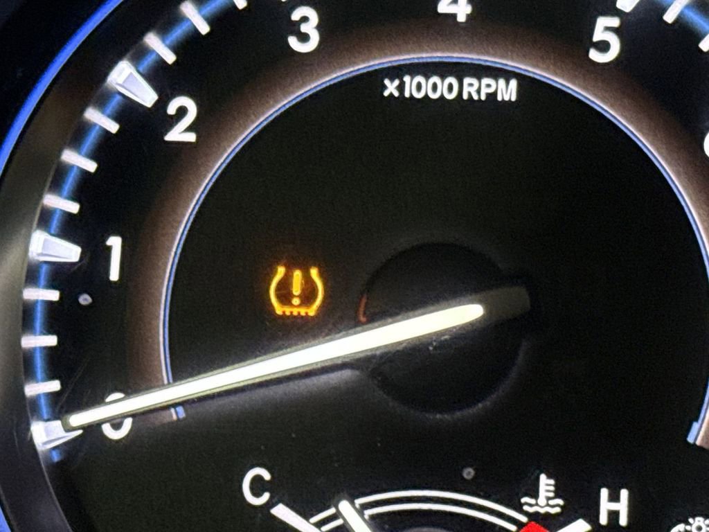 Used 2015 Toyota Highlander LE image 35