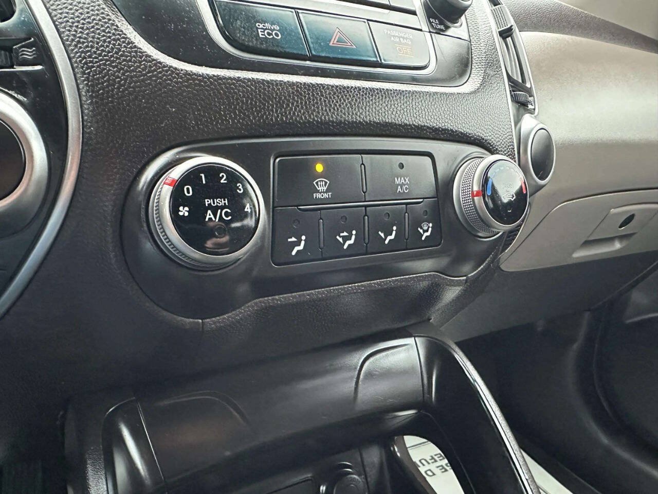 Used 2012 Hyundai Tucson GLS FWD image 31