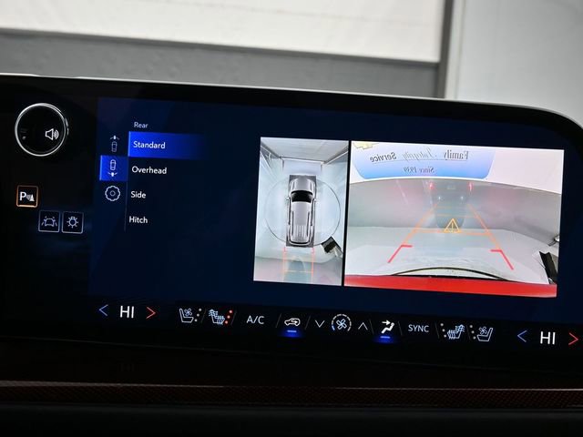 New 2026 Chevrolet Traverse RS w/ LPO, Floor Liner Package image 21