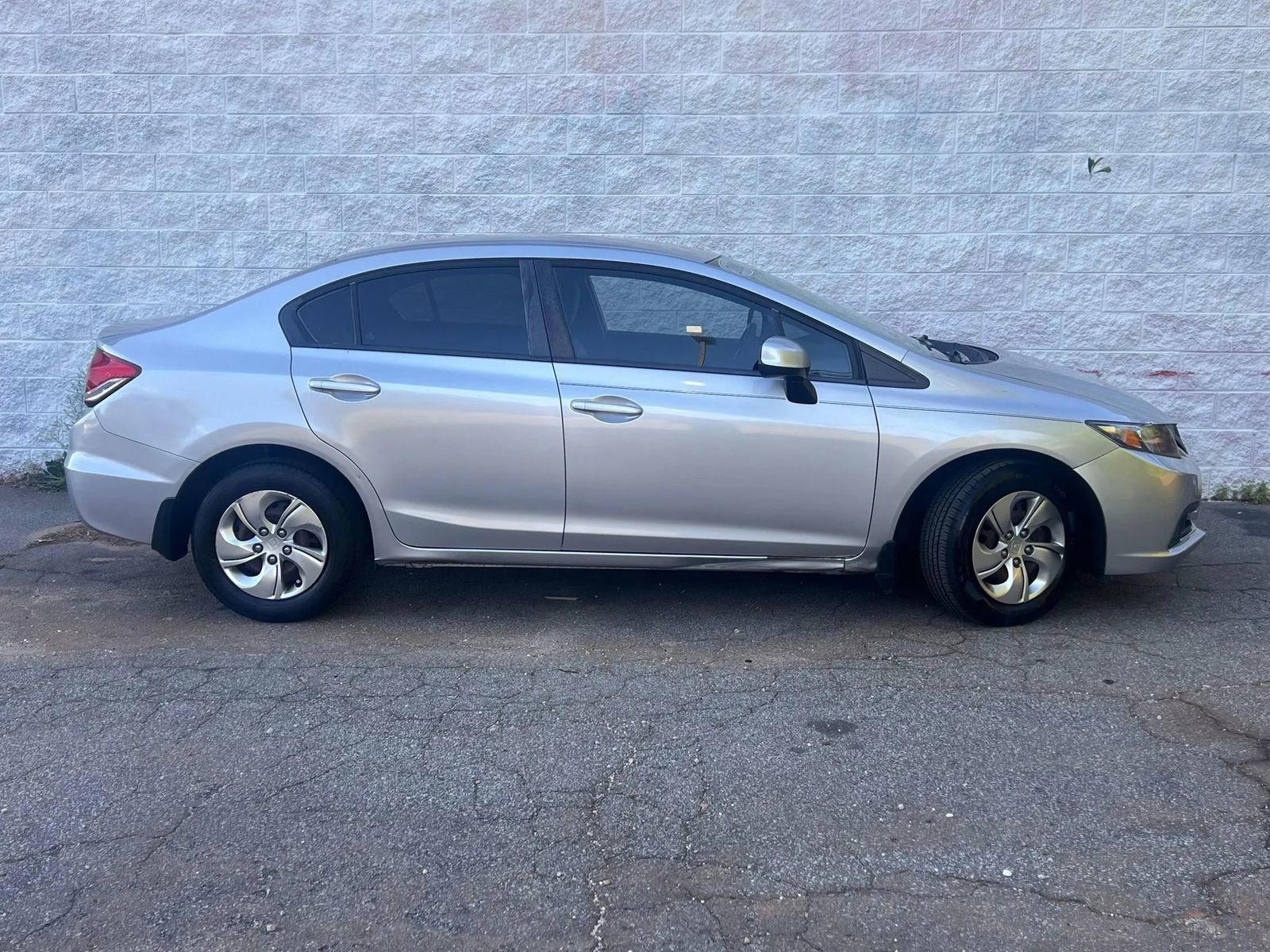 Used 2013 Honda Civic LX image 4
