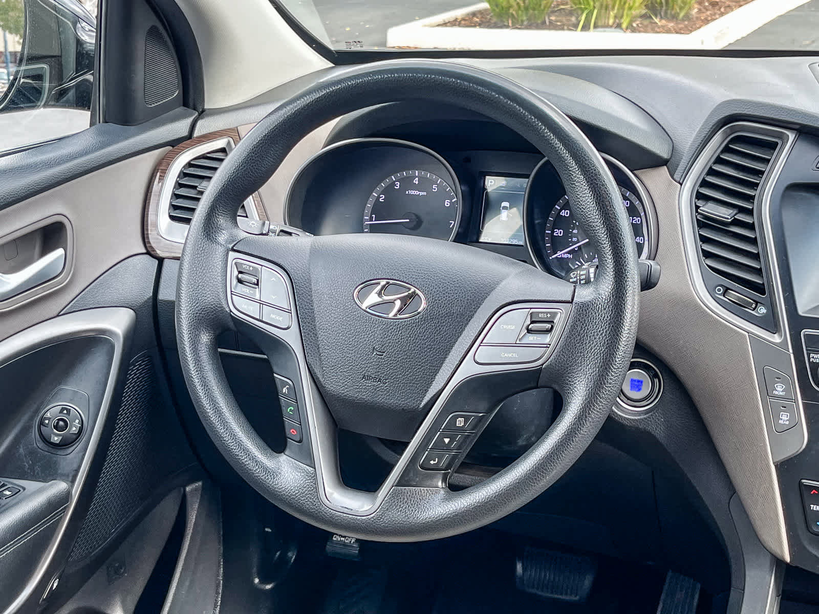 Used 2018 Hyundai Santa Fe Sport w/ 2.4L Value Package 02 image 14