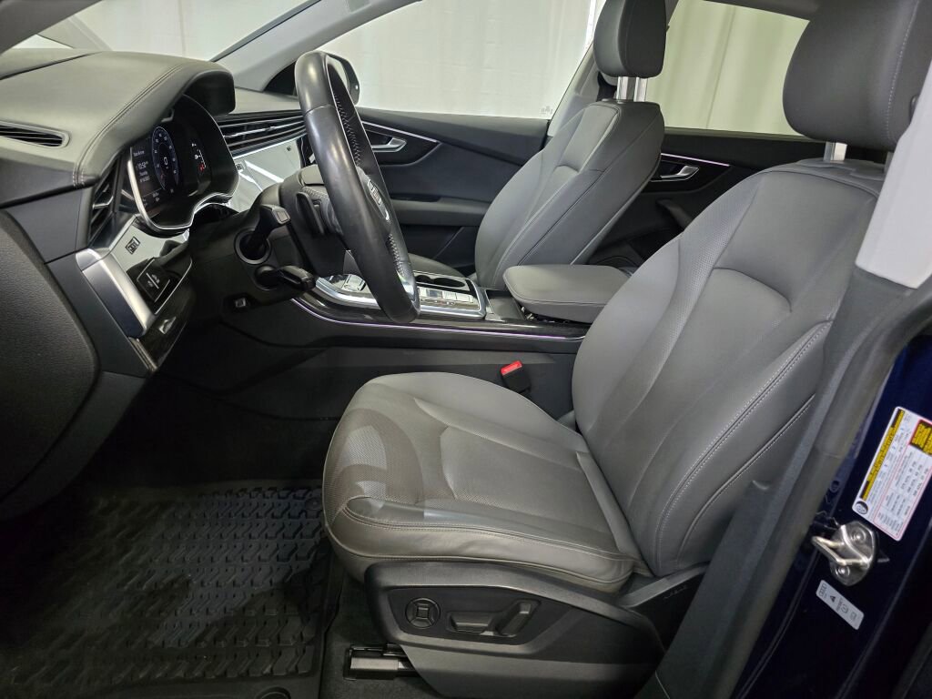 Used 2020 Audi Q8 Prestige image 13