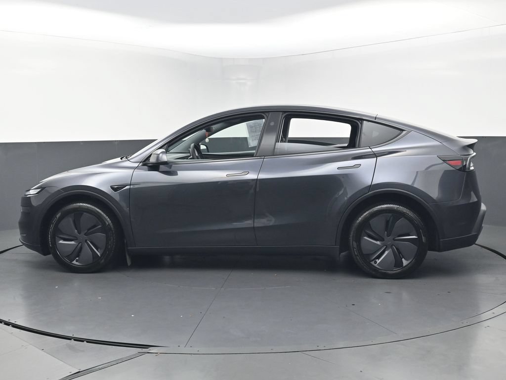 Used 2026 Tesla Model Y Long Range AWD/4WD image 7