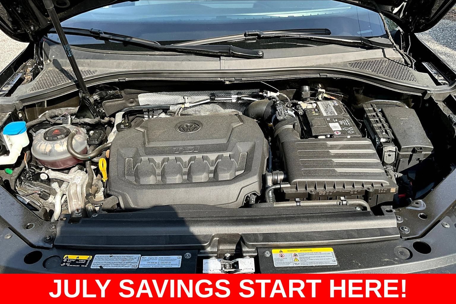 Used 2021 Volkswagen Tiguan SEL AWD/4WD image 37