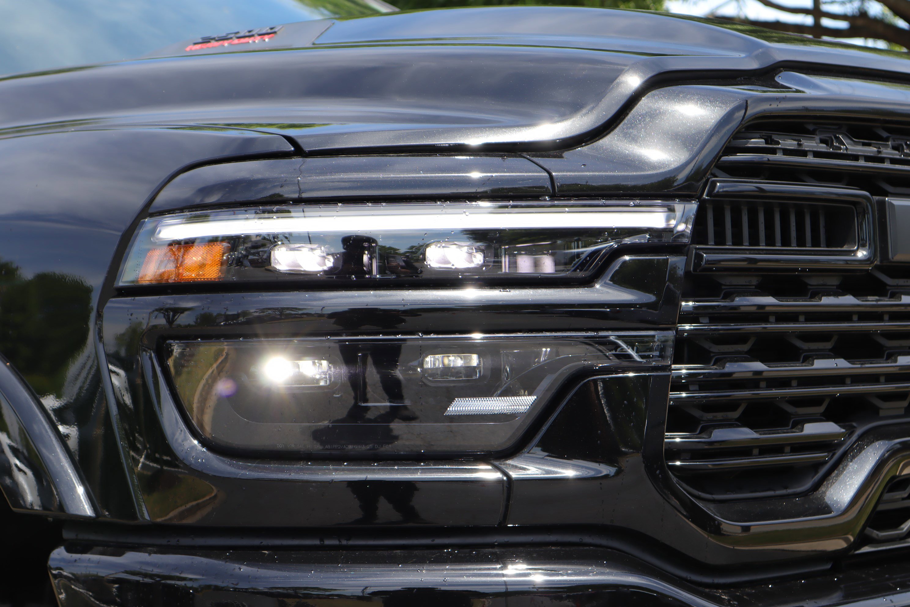 Used 2026 RAM 2500 Limited AWD/4WD image 32