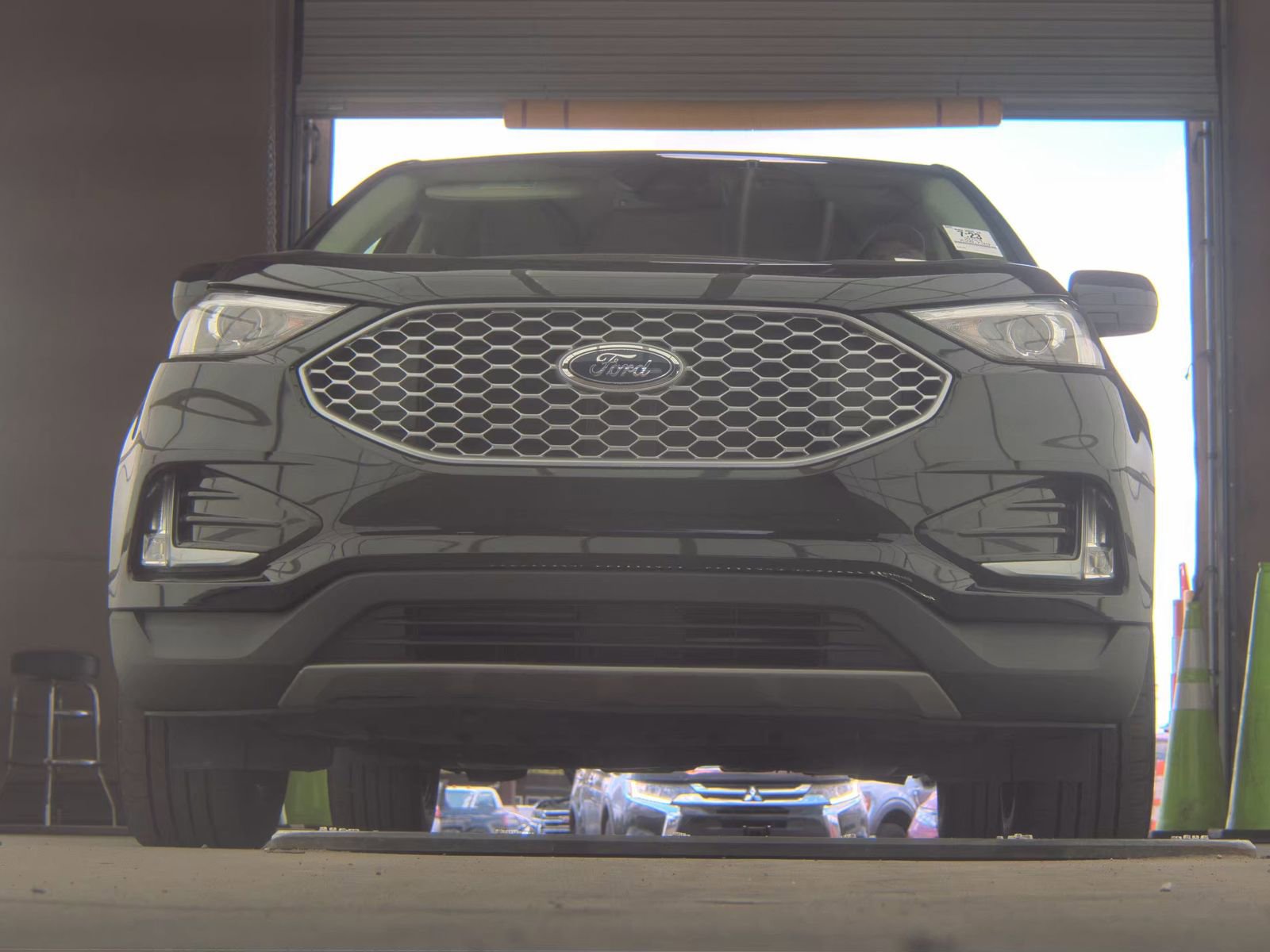 Used 2024 Ford Edge SEL w/ Convenience Package AWD/4WD image 3