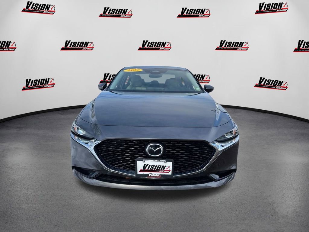 Used 2025 MAZDA MAZDA3 s video 2