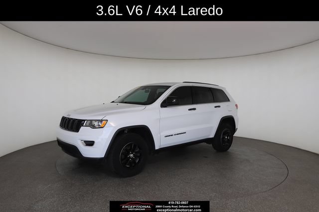 Used 2020 Jeep Grand Cherokee Laredo AWD/4WD image 2