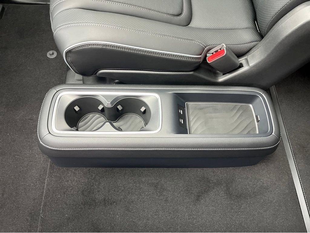 Certified 2025 INFINITI QX80 Sensory image 24