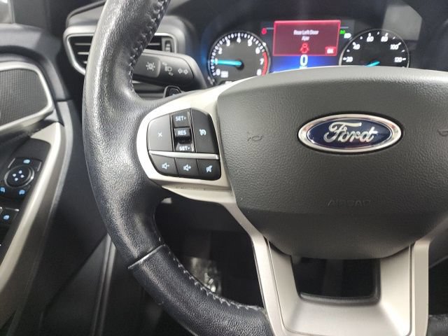 Used 2021 Ford Explorer XLT w/ Equipment Group 202A AWD/4WD image 28