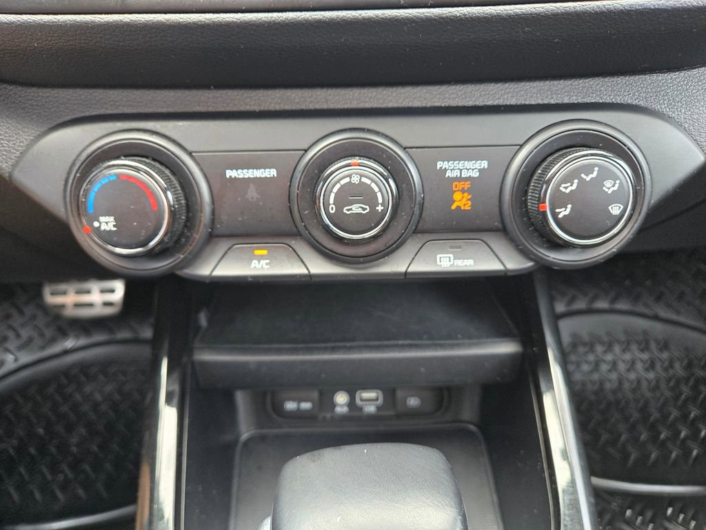 Used 2021 Kia Forte GT-Line w/ GT-Line Premium Package image 31