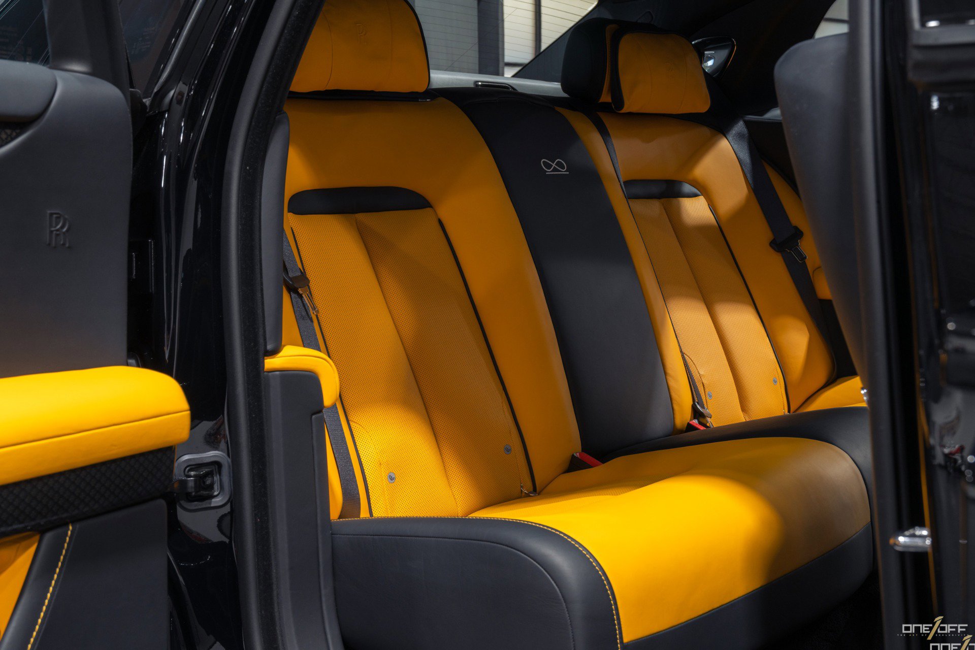 Used 2022 Rolls-Royce Ghost Black Badge image 21