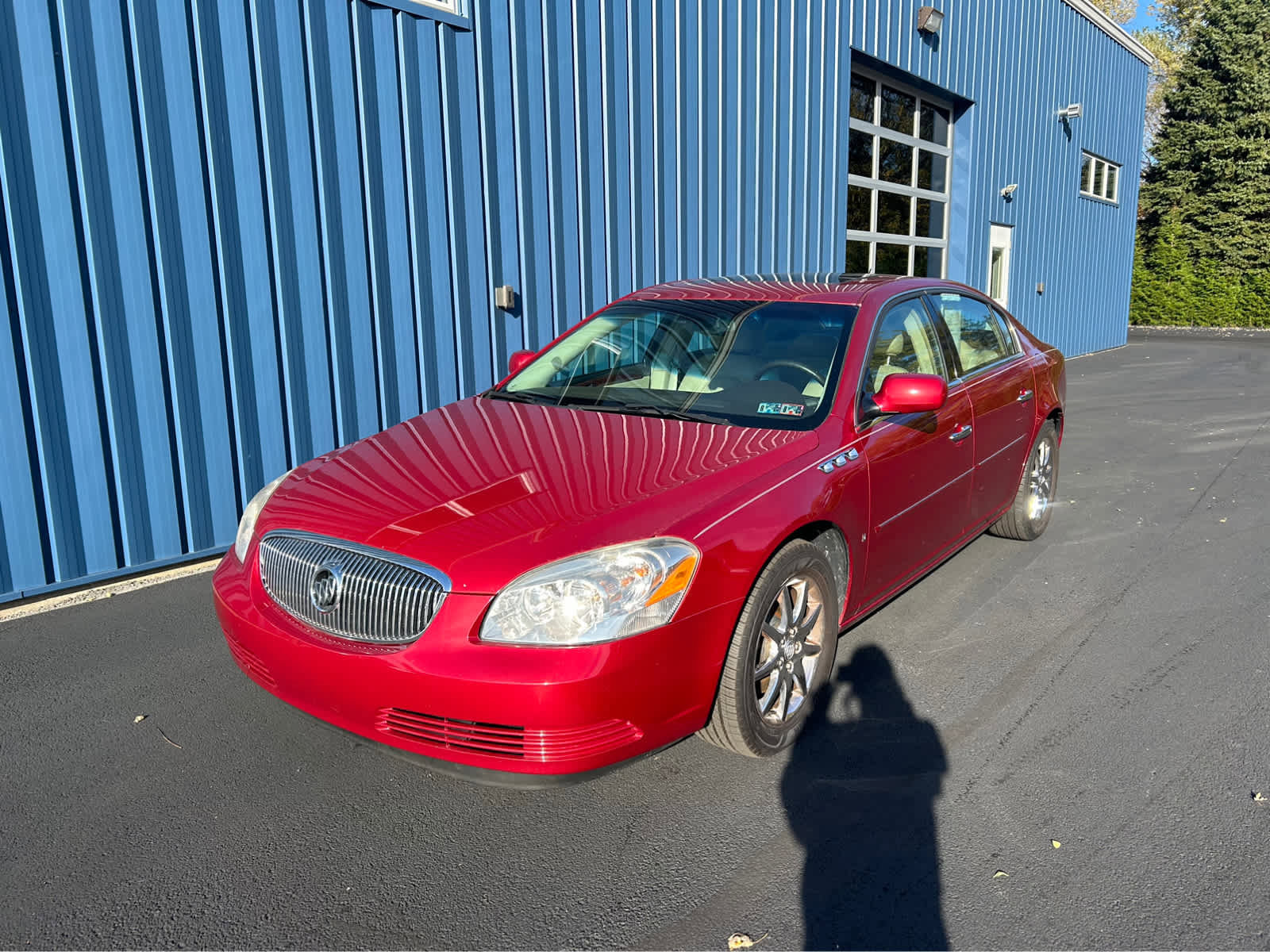 Used 2008 Buick Lucerne CXL w/ Driver Confidence Package image 2