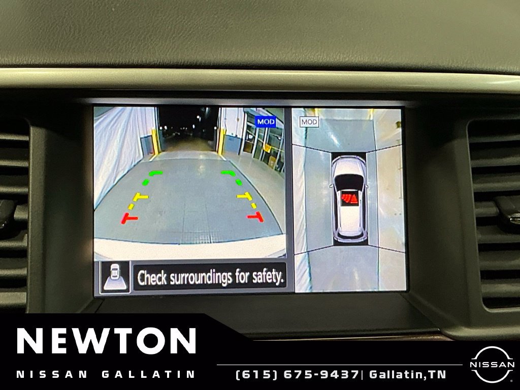 Used 2019 Nissan Pathfinder Platinum FWD image 11