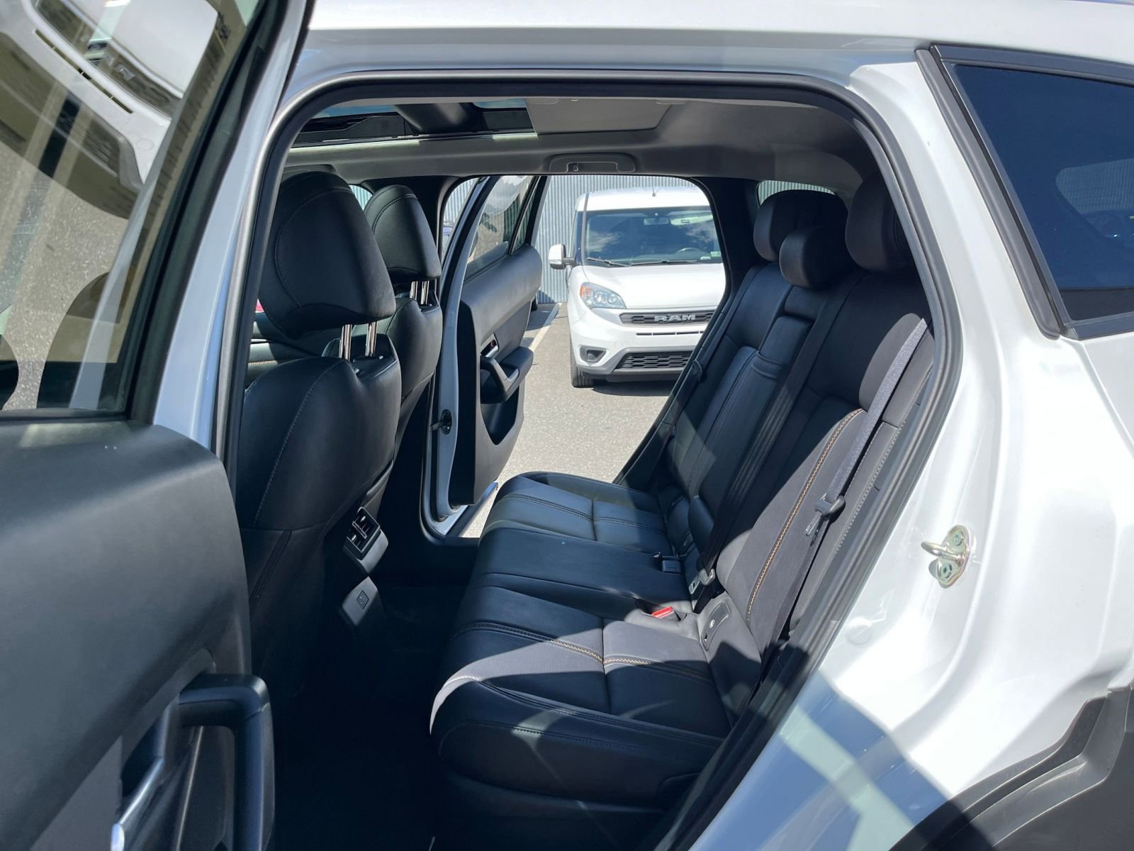 Used 2025 MAZDA CX-50 2.5 Hybrid w/ Premium Plus Pkg image 27