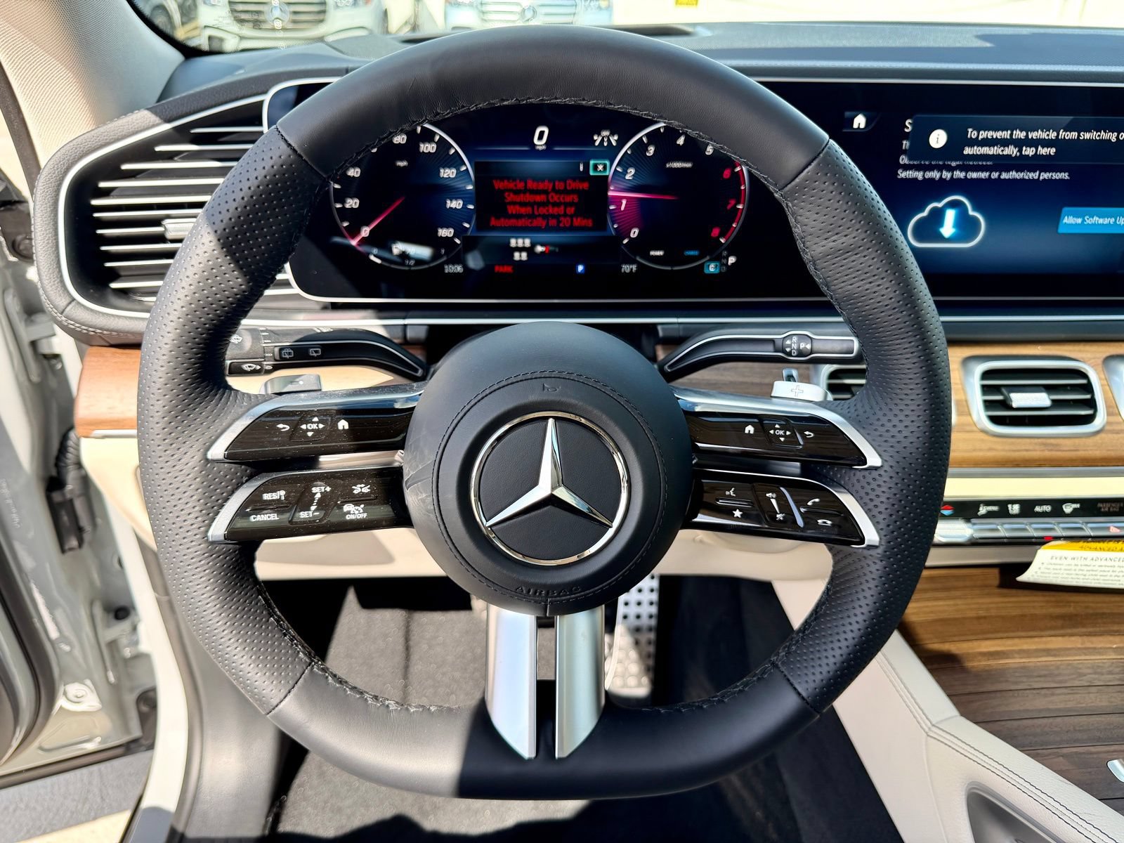 New 2026 Mercedes-Benz GLS 450 4MATIC image 21