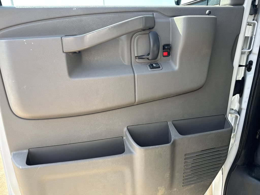 Certified 2021 GMC Savana 2500 w/ Driver Convenience Package RWD image 15
