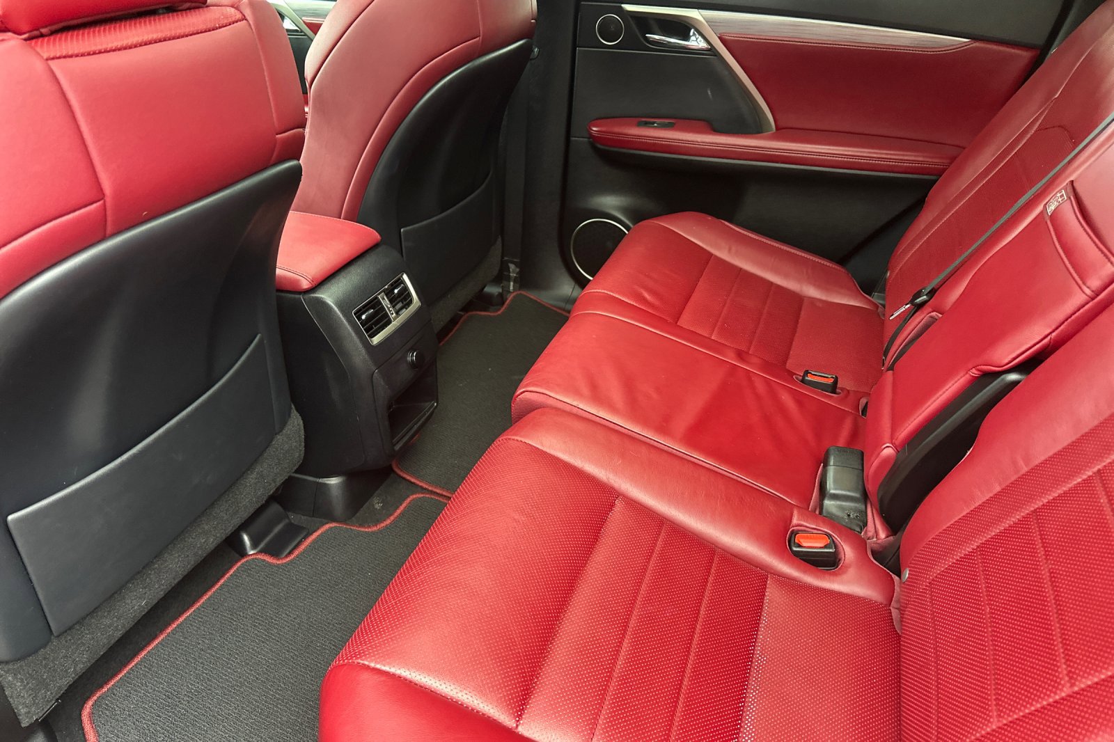 Used 2018 Lexus RX 450h F Sport image 12