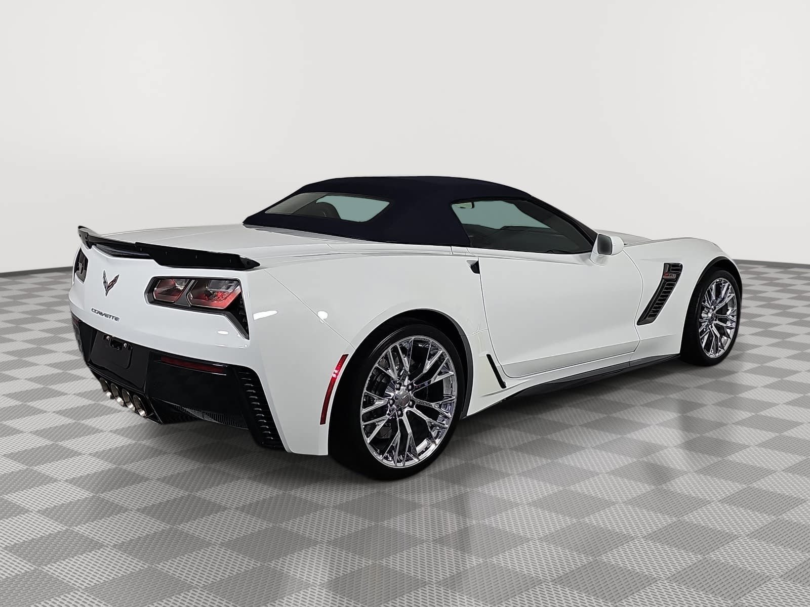 Used 2017 Chevrolet Corvette Z06 RWD image 8