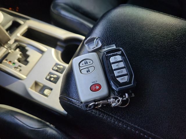 Used 2013 Toyota 4Runner Limited AWD/4WD image 51