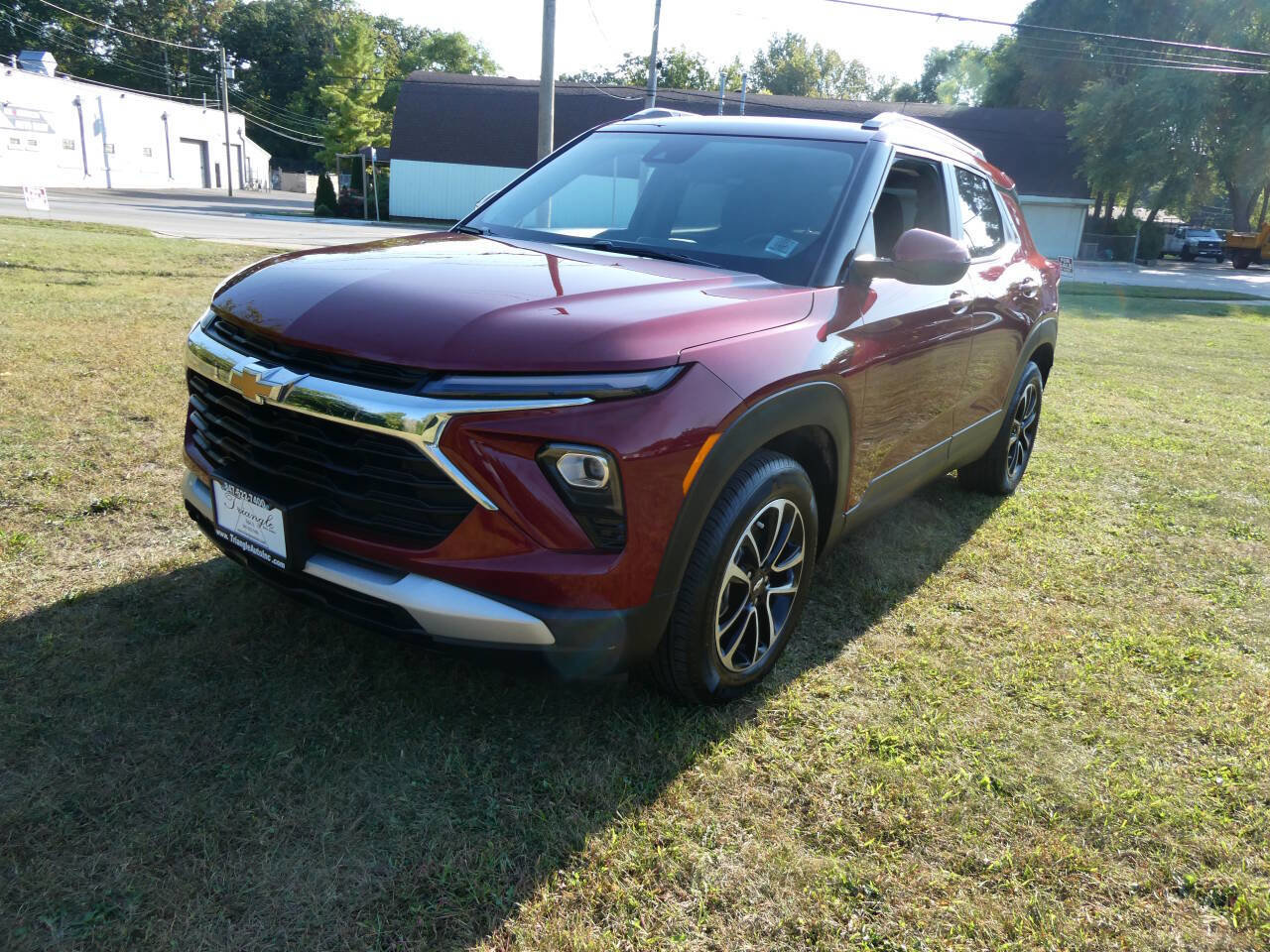 Used 2024 Chevrolet TrailBlazer LT w/ Driver Confidence Package image 1