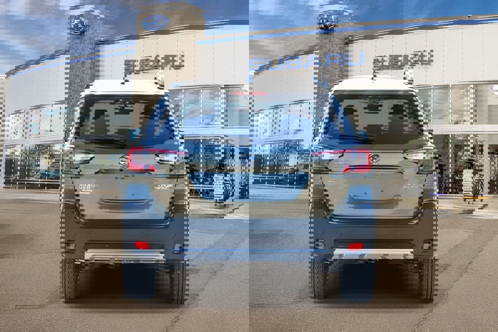 New 2025 Subaru Outback Limited image 3