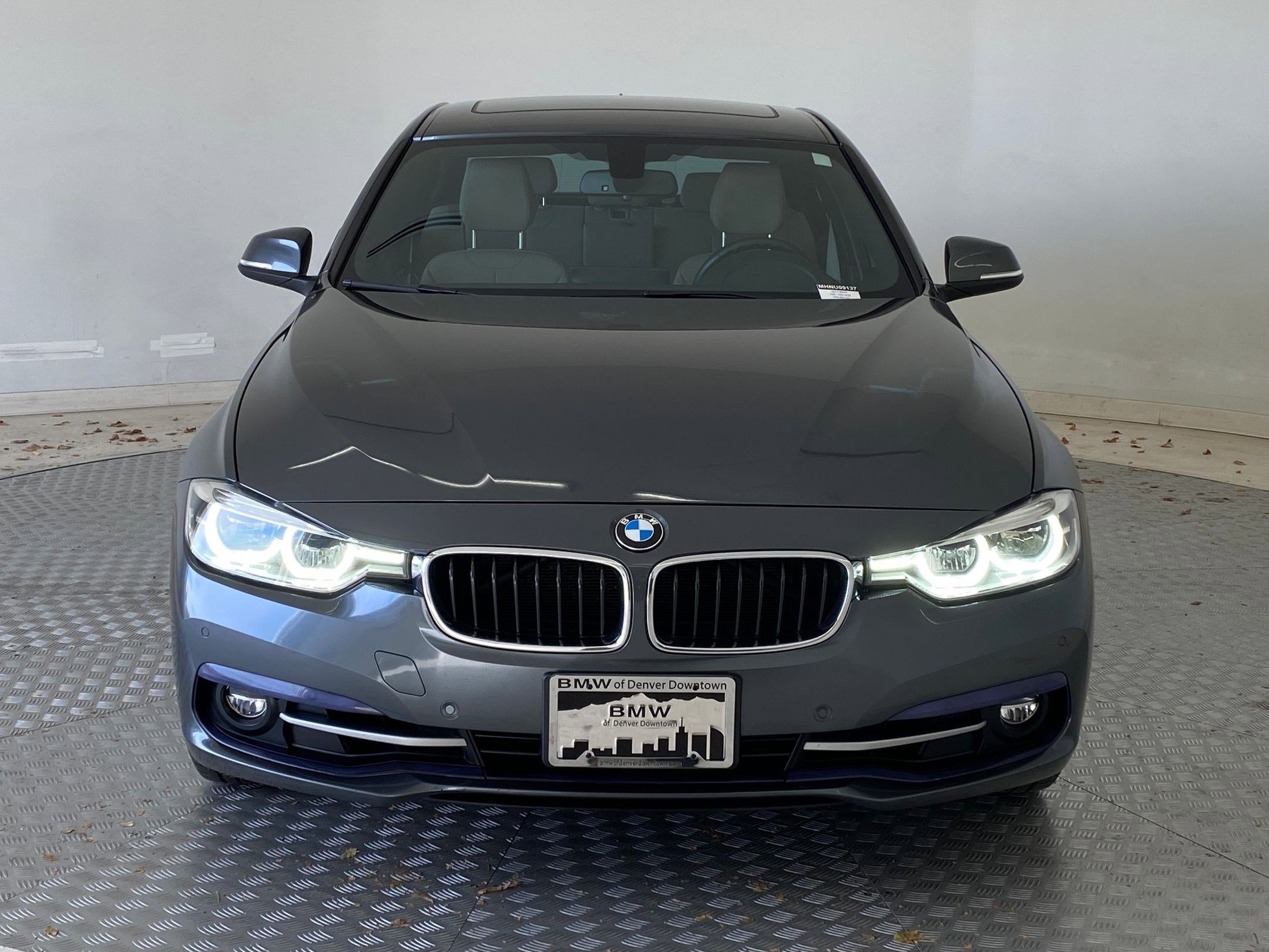Used 2017 BMW 330i Sedan image 5
