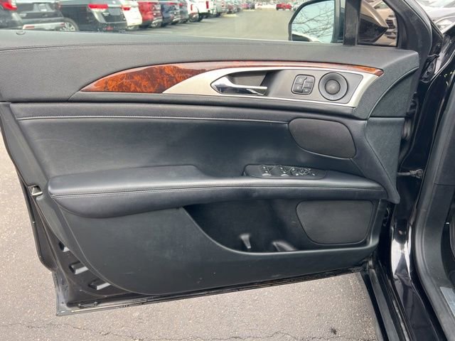 Used 2019 Lincoln MKZ Reserve image 24