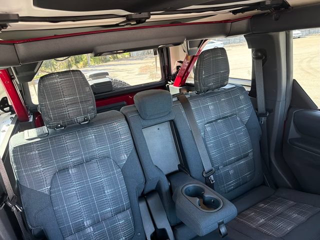 Used 2025 Ford Bronco Heritage Edition AWD/4WD image 33