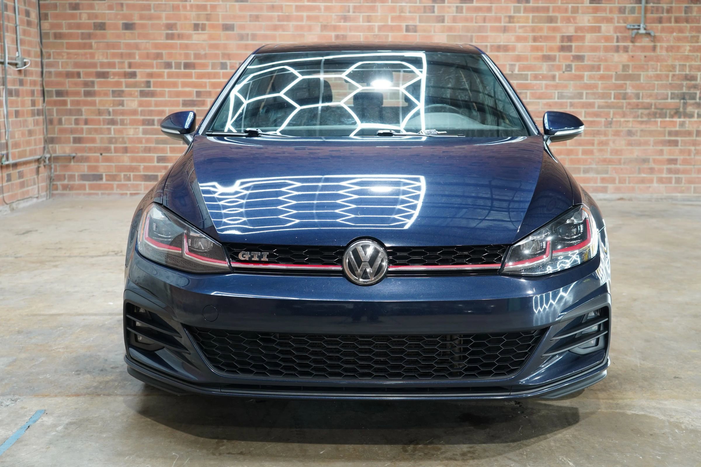 Used 2018 Volkswagen GTI SE w/ SE Leather Package image 6