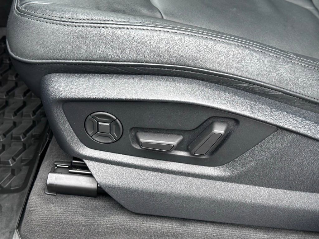 Used 2023 Audi Q7 2.0T Premium Plus w/ Premium Plus Package image 16