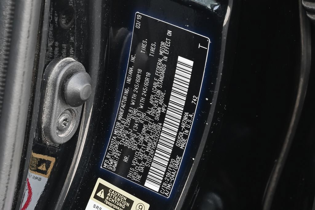 Used 2019 Toyota Highlander LE FWD image 18