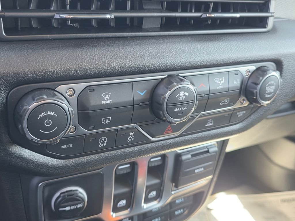 New 2026 Jeep Wrangler Sport AWD/4WD image 18