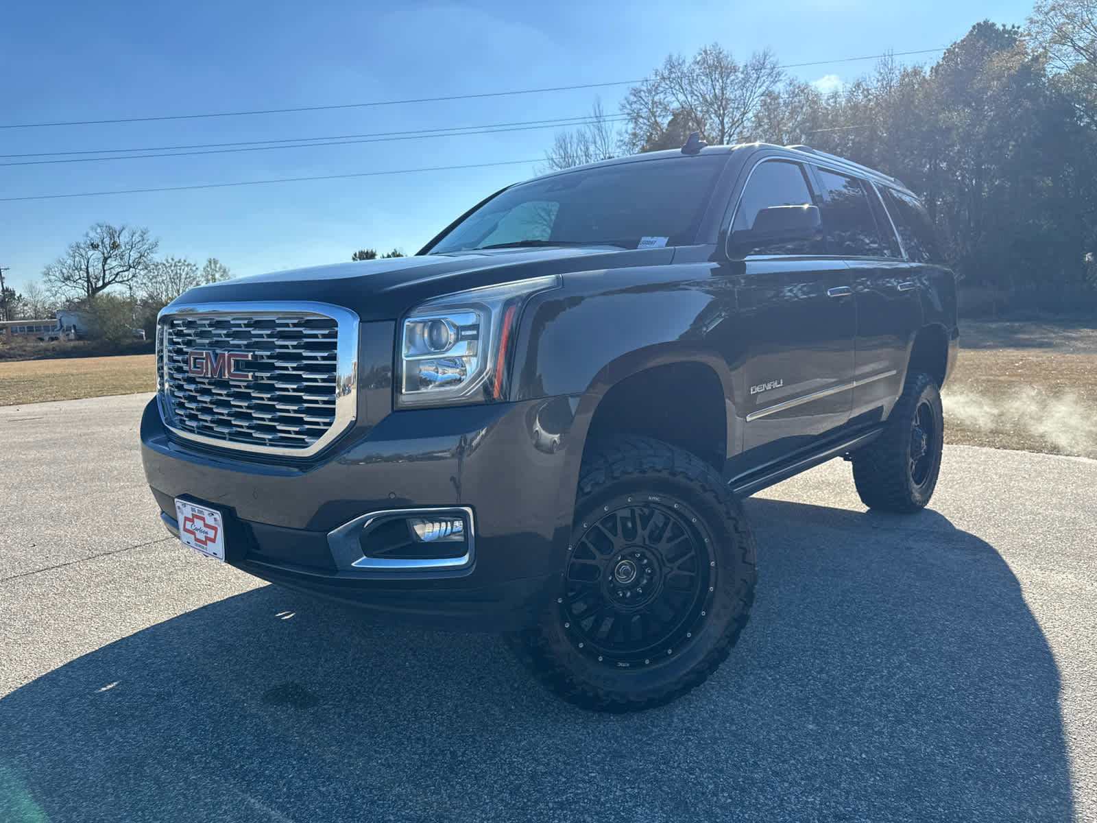 Used 2019 GMC Yukon Denali w/ Denali Ultimate Package image 2